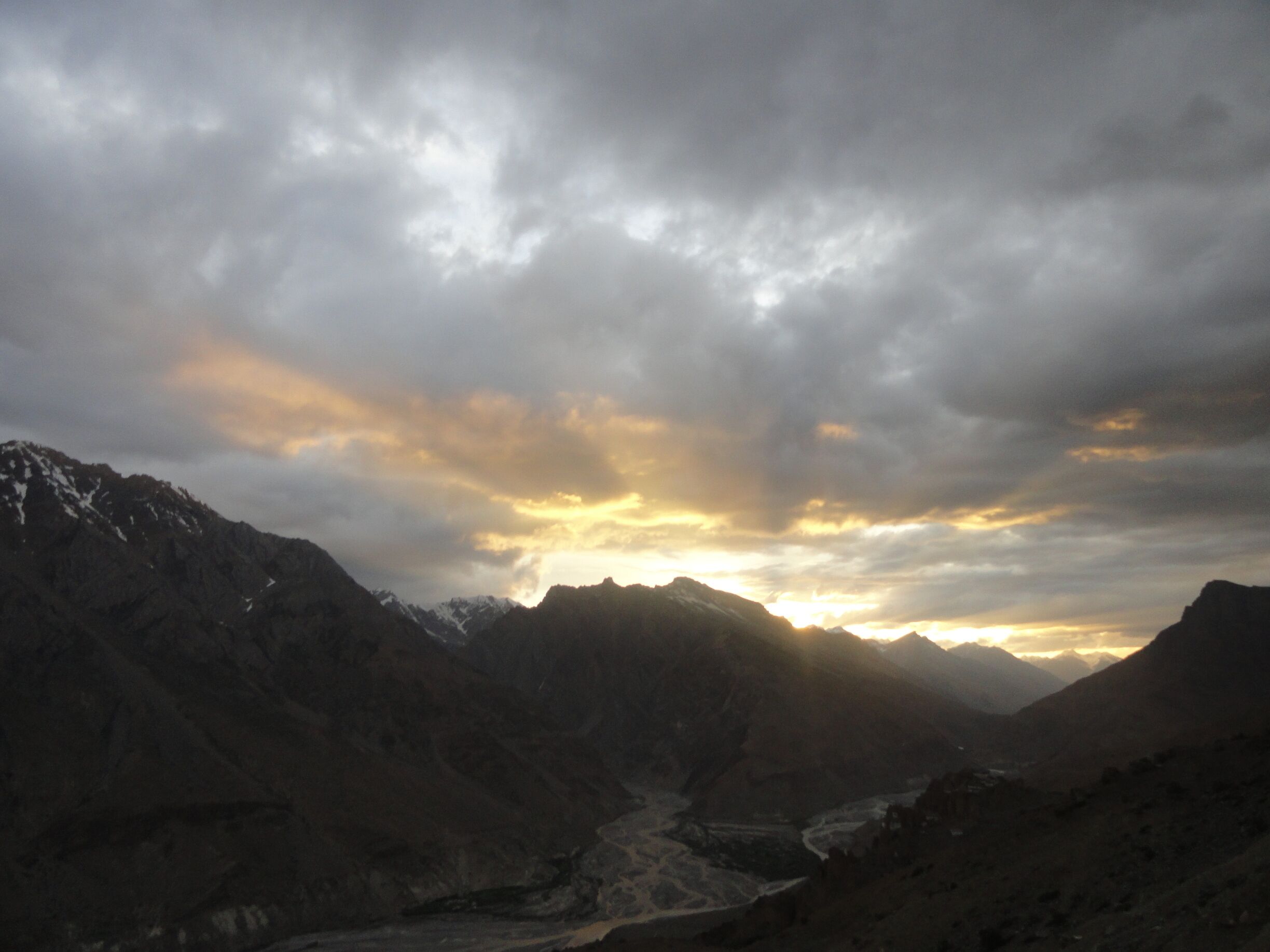This is the view of the sunset from Dhankar which is a tiny town in the Spiti Valley. The whole valley has a very small population so you can actually enjoy this sunset all to yourself.

Accommodation: Monastery Guest House (No prior booking needed)
Home-stays on offer by locals

How to reach: 
Manali route: Take the bus from Manali to Kaza and take a shared taxi from Kaza to Dhankar. (Route closed in winter)
Shimla-Kinnaur route: This route goes from the Kinnaur valley and is much longer but definitely worth it.
You can go from Shimla-Rekong peo-Tabo-Dhankar
#Colorful