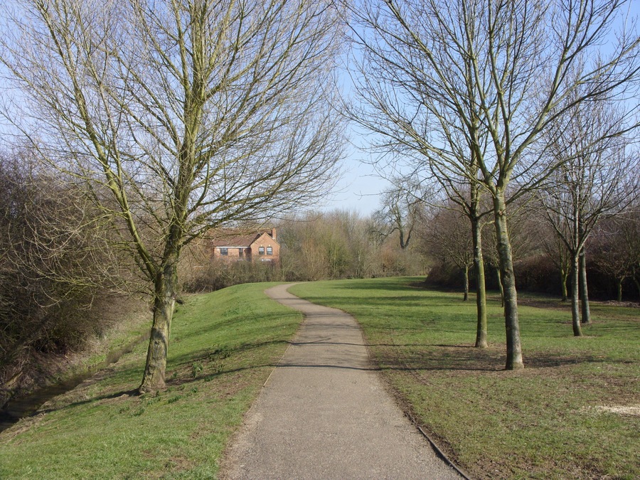 Footpath towards the Wavendon bridlepath Running parallel with the small stream the path runs between Rackstraw Grove and Handel Mead.