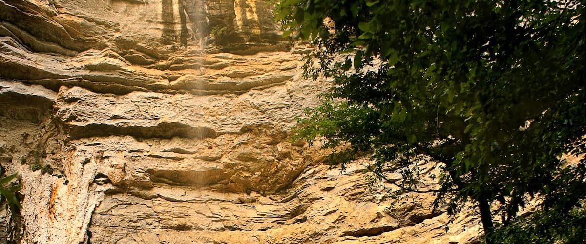 Hemmed-in Falls. When we arrived, there was just a trickle of cold water flowing. For best viewing of the waterfall, go after a good rain.