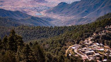 Paisaje - Mirador Benito Juárez, Oaxaca, México.