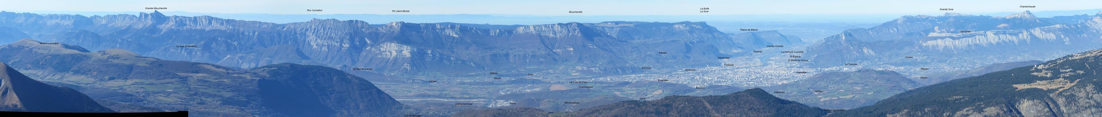 Panorama de la métropole grenobloise depuis la croix du sergent Pinelli (Taillefer). Image annotée (sans annotation : Panorama pinelli).