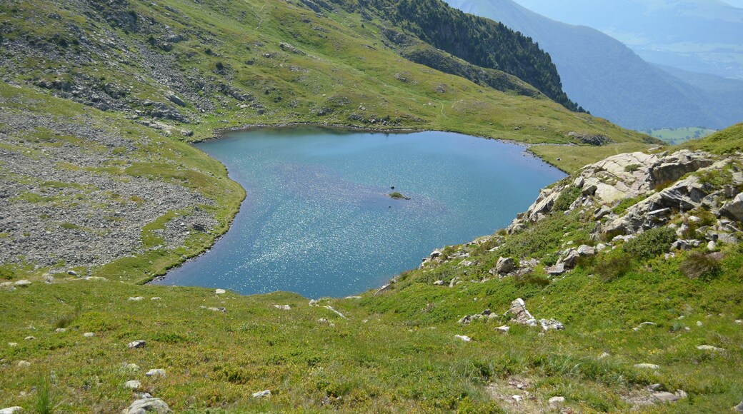 Lac de Brouffier dans le Taillefer.