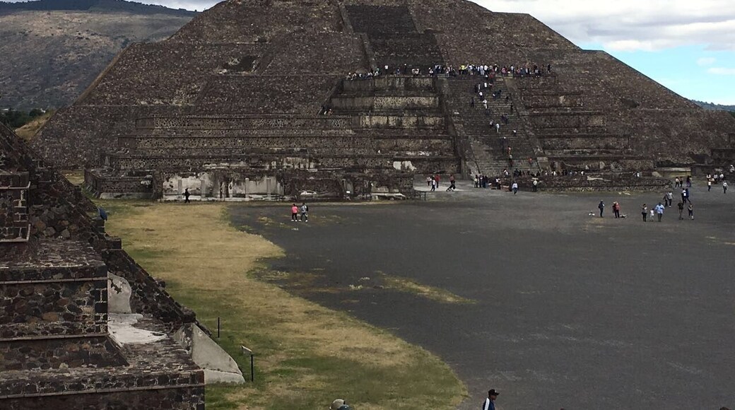 Half day trip here from Mexico City or on your way to the airport definitely with it! Fascination place to visit