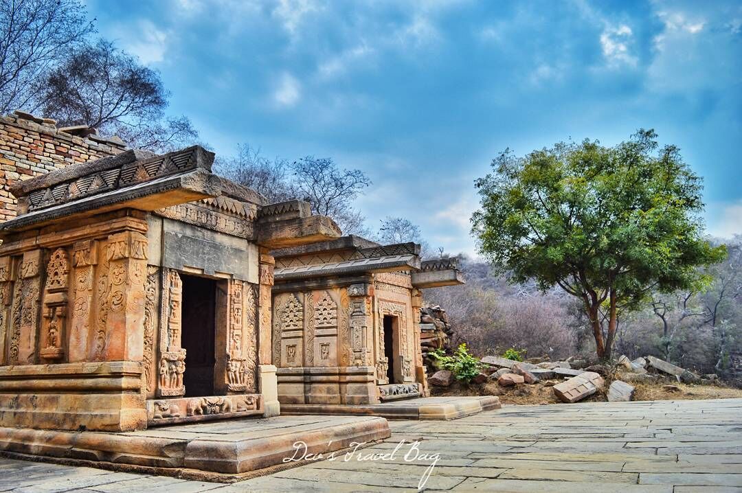 I was tired and completely exhausted because of dust and continuous bike ride through the narrow lanes of villages. .

There was a time when I had lost my hope of finding this place. But, I think, my destiny had a different plan for me which really wanted me to visit this incredible place. .

By the time I reached there, mother nature started showing some mercy on me and the weather became very pleasant. .
What else could stop me then?
Me and my camera started capturing every bit of this unbelievable site. ------------------------ ----

------------------------ ----
.
.
.
.
.
.
.
.
#indiaclicks #yourshotphotographer #NGTDailyShot #Natgeotravel #CNtravelerindia #Beautifuldestinations #LonelyPlanetIndia #indiaclicks #theweekoninstagram #indiapictures #storiesofindia 
#IncredibleIndia  #_soi #igramming_india #indiatravel #indiatourism #travelrealindia #Lifewelltravelled #travelbug #traveladdict #travellife #travels #travelgram #instatravel #instatraveling #instapassport #travelblog #travelblogger #passionpassport #ilovetravel
#troveontuesday #troveron #Lifeatexpedia 