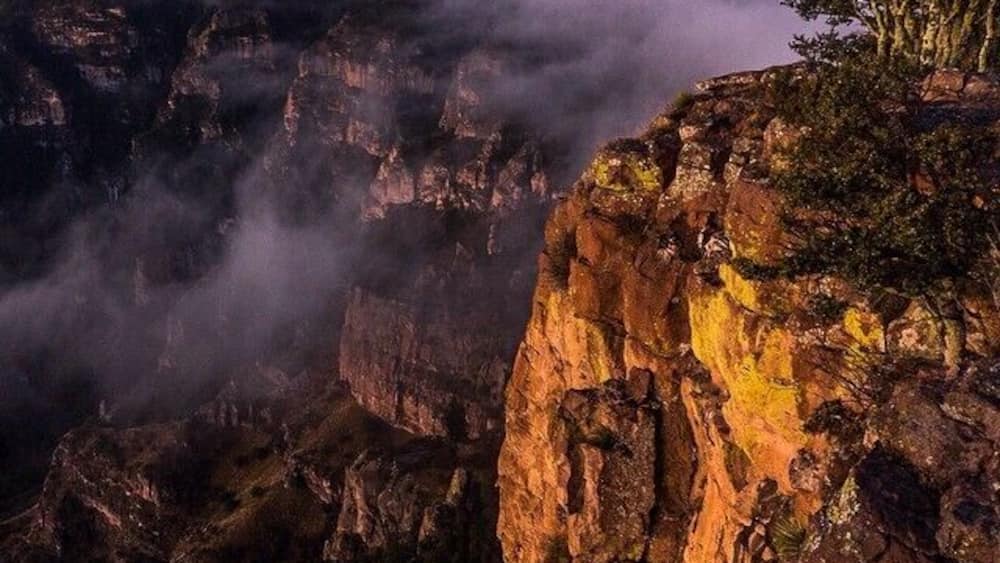 Sunrise over Copper Canyon in Divisadero. #coppercanyon #canyon #travel #twohobos #welovemexico #mexico #travelmexico #sunrise #cliffs #divisadero #ElChepe #traveltheworld #exploretheworld #adventure #campingonacliff #camping #TroveOn