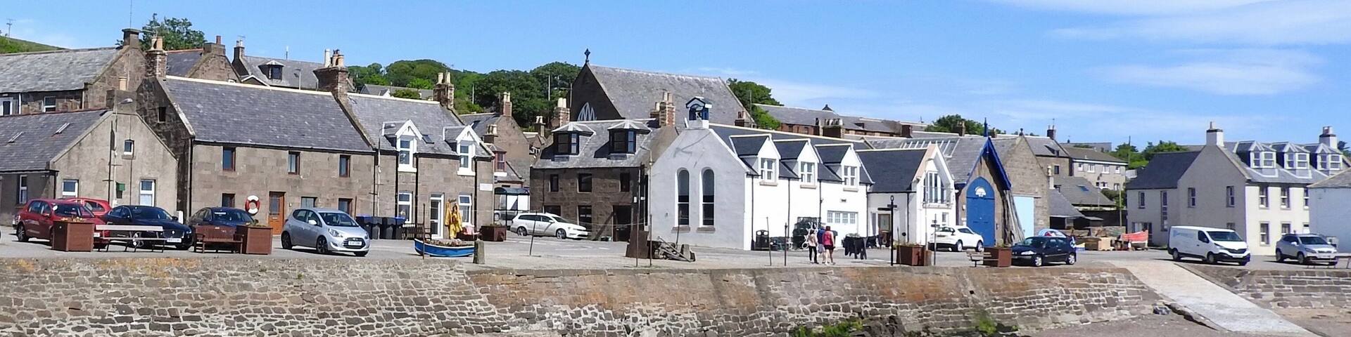 Low tide at the waterfront of the coastal village of Johnshaven, Scotland. The flax industry, sailmaking and fishing have historically been an integral part of the life and economy.
#LikeALocal #OnTheRoad
