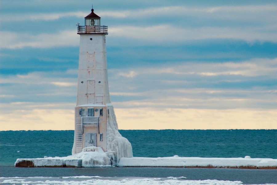 Lake Michigan is such an incredible coastline. Each season brings its own unique beauty. Frankfort is a great town to grab a bite to eat or take a well needed rest after discovering M-22