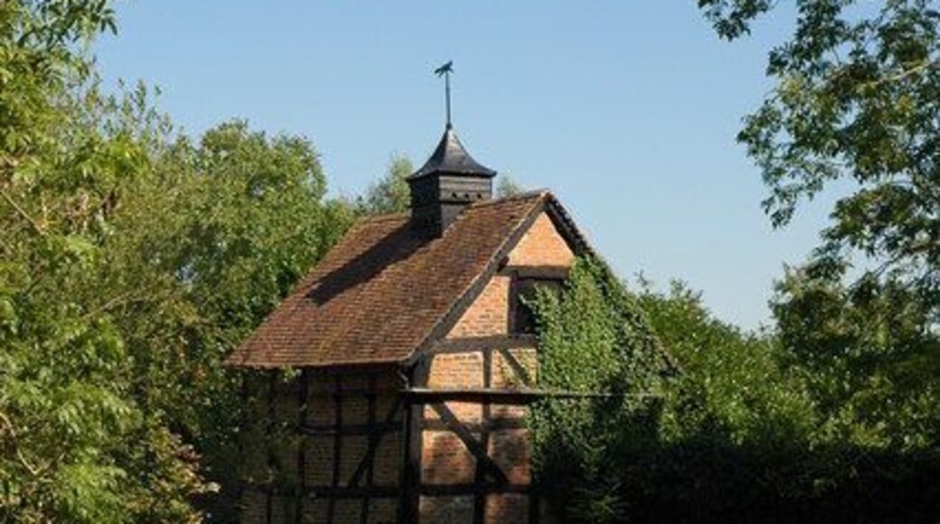 Dovecote in Eldersfield Red brick timber-framed dovecote and village pond is situated opposite the church. For more information on Eldersfield see: http://www.british-history.ac.uk/report.asp?compid=42860