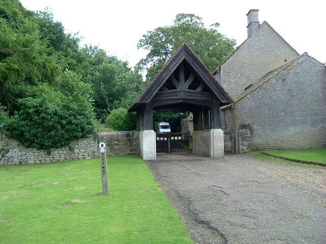 The Nene way thro Achurch churchyard