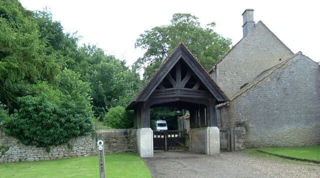 The Nene way thro Achurch churchyard