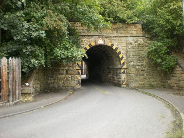 Railway bridge The bridge now carries the National cycleway 66 instead of the railway over Beck Lane