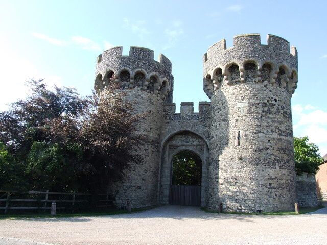 Cooling Castle, Kent