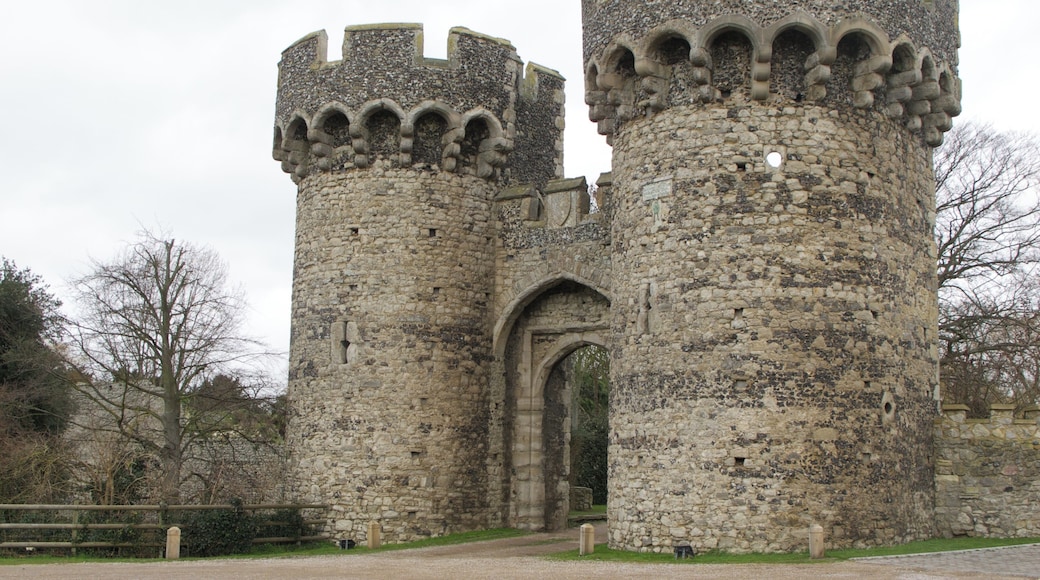 Cooling Castle's entrance. The site also has other remains of walls and earthworks.