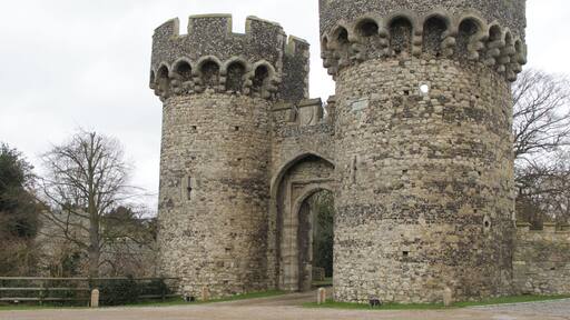 Cooling Castle's entrance. The site also has other remains of walls and earthworks.