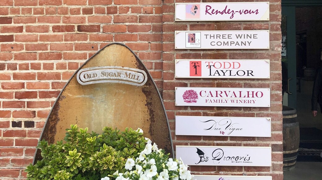 A repurposed sugar mill now filled with wineries. Itâs a fun way to spend an afternoon!