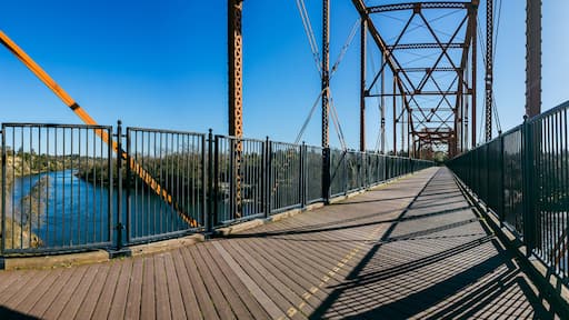 Fair Oaks bridge over the American river in California