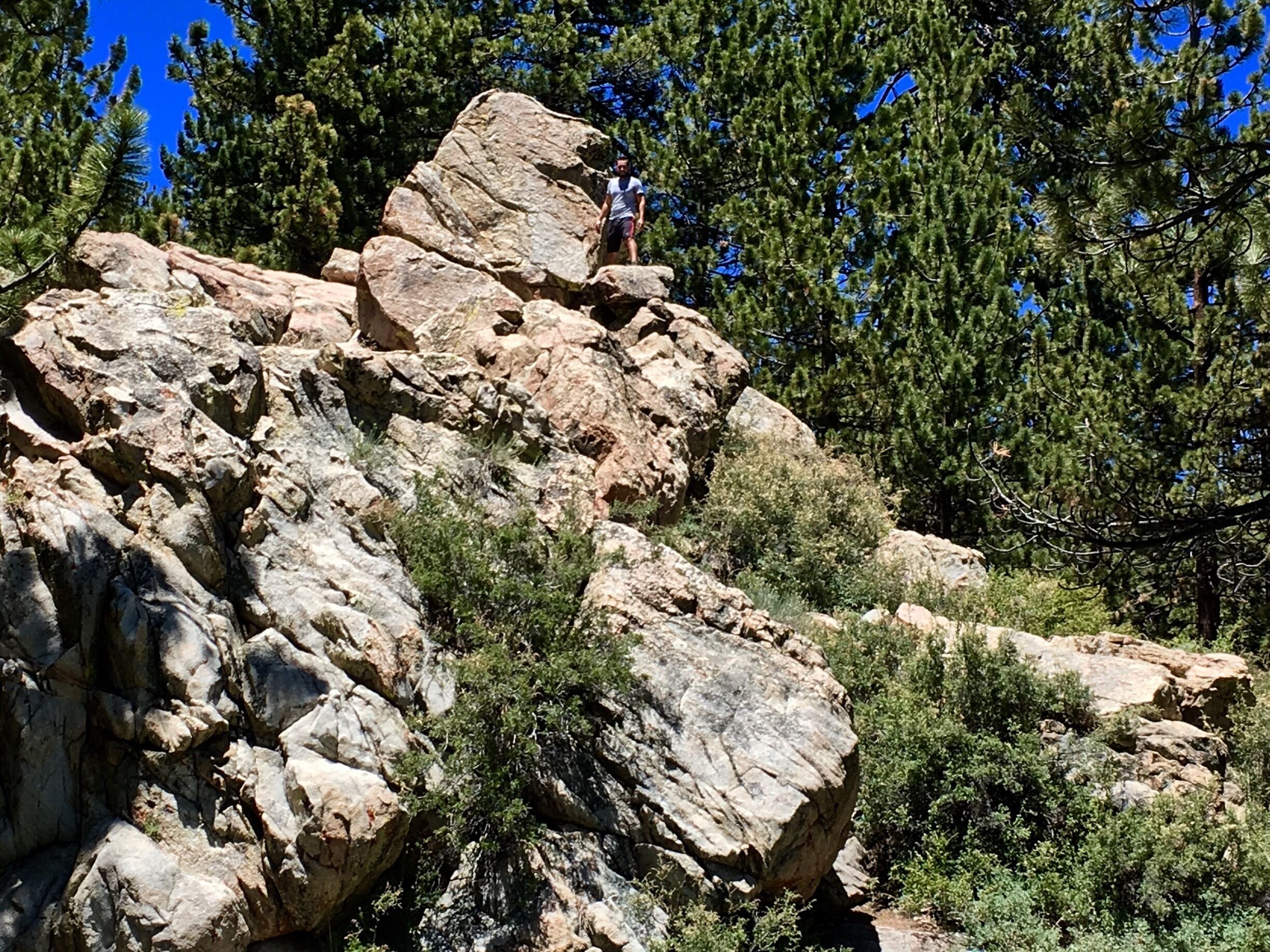 An amazing spot to go Hiking, the smell of the Pine Trees will relax you, climbing rocks, up hills, incredible views, you will love it!!!