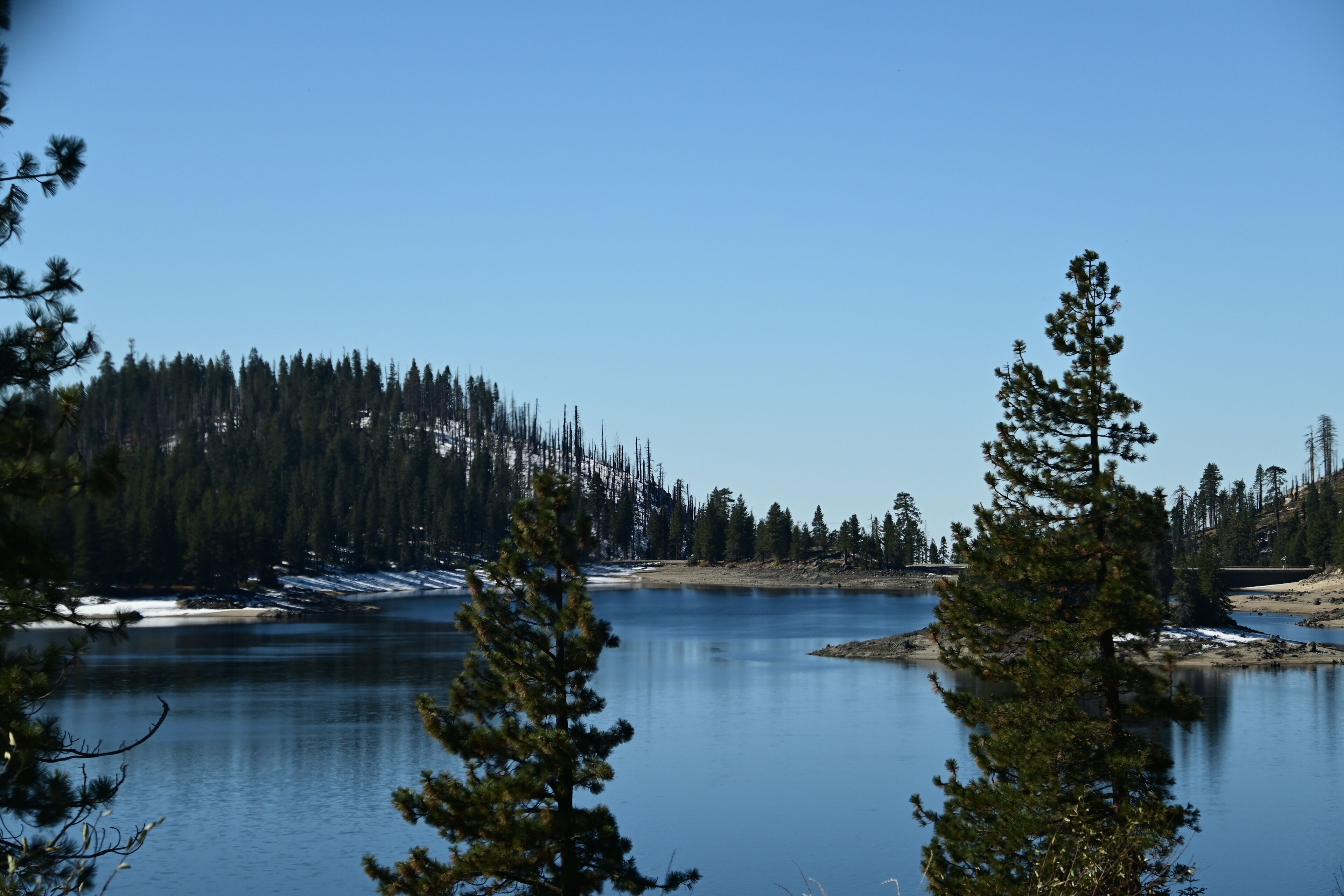 Huntington lake in the winter