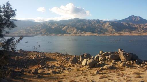 A beautiful stop to pull off en route to Sequoia National Park
#InStone