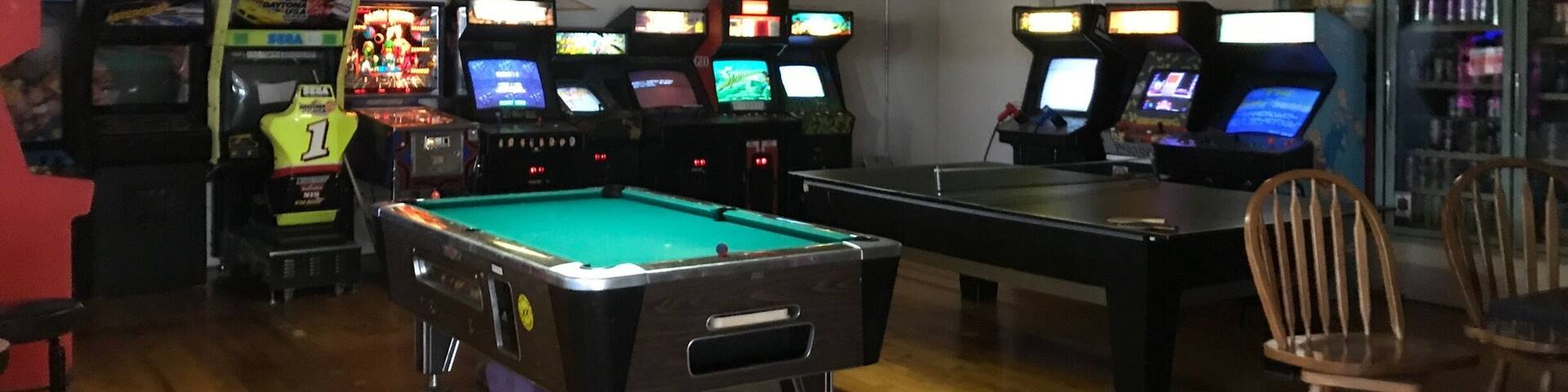 Place is like stepping back in time down to 80's classic arcade games like Tetris