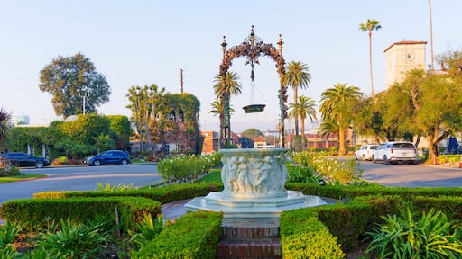 Historic Fountain Amid Lush Gardens at Hollywood Forever Cemetery