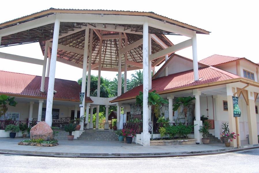 This is the museum for the Lenggong Valley World Heritage Sites. Not surprising if you know Malaysia, but it is very hard to figure out where this is. This is the real location of the museum despite what Google will tell you. The museum is interesting but we could not figure out how to find the actual, real cave sites. We even searched using the coordinates provided on the UNESCO site but had no luck. It is rumored that you can set up a car to take you to all 4 sites from the museum. As of May 2015, here were no maps of the sites for you to take or anyone who spoke English to help you. Gorgeous drive to the museum though with a lot of cool (non UNESCO) things to do.