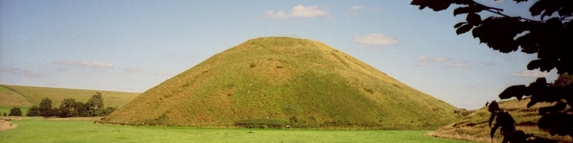 Silbury Hill, Wiltshire, UK.