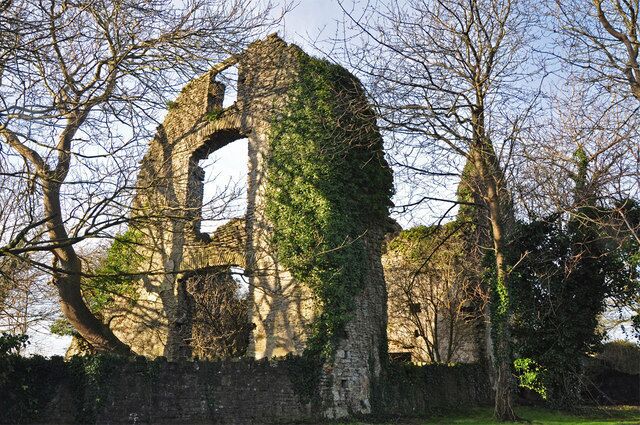 Ruins of Llantrithyd Place