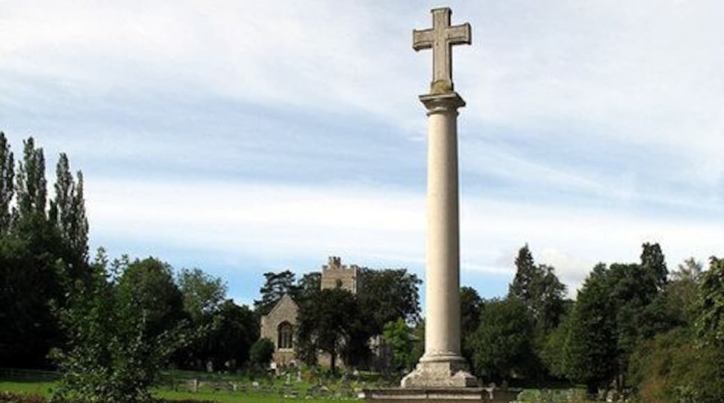 Pro Patria... Watton at Stone's memorial to the fallen of the 1914-18 war stands at the southeastern end of the village, below the church of St Andrew and St Mary.