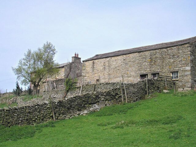 Roger Pot Farm Farmhouse and barn in Garsdale