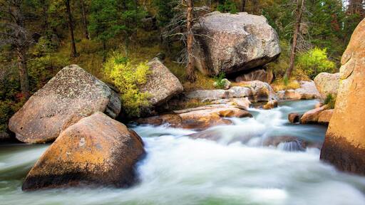 Sunrise along the North Fork of the South Platte River.