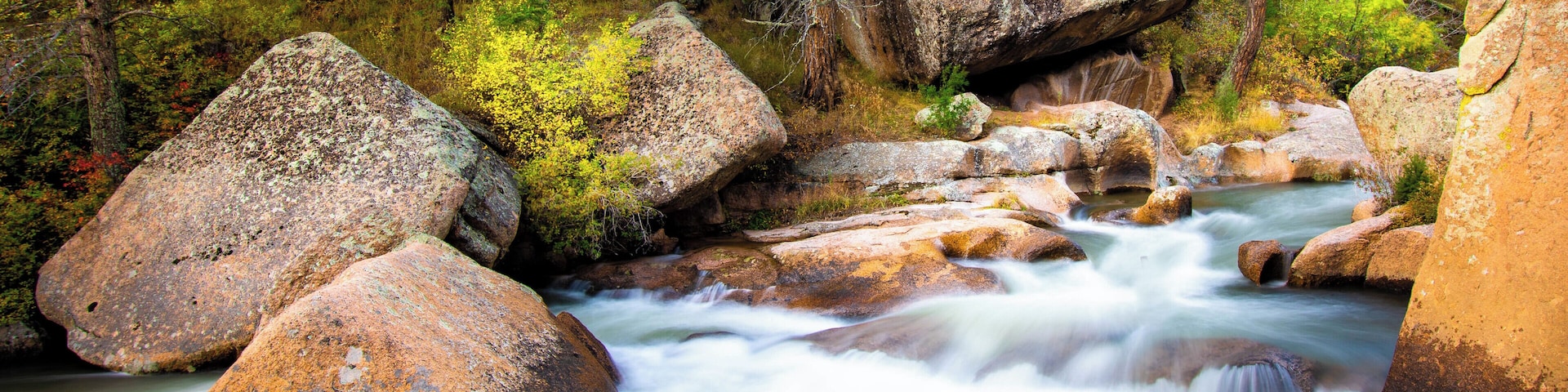Sunrise along the North Fork of the South Platte River.