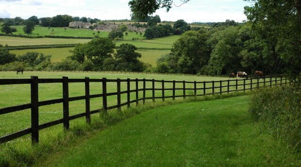 Yanworth viewed from the south-east The Cotswold village of Yanworth viewed from a footpath to the south-east.