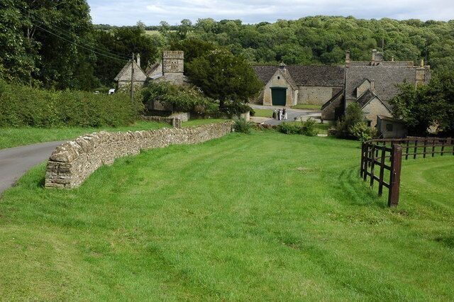 Yanworth Church and Church Farm Yanworth church is dedicated to St Michael, it is surrounded by the Church Farm which mainly comprises 18th century buildings.