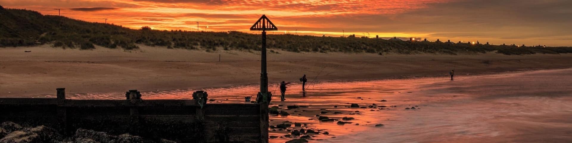 Amazing fiery sunset at Seaton Sluice Northumberland. Great way to try out my new lens which I had only just picked up! #BvStrove
