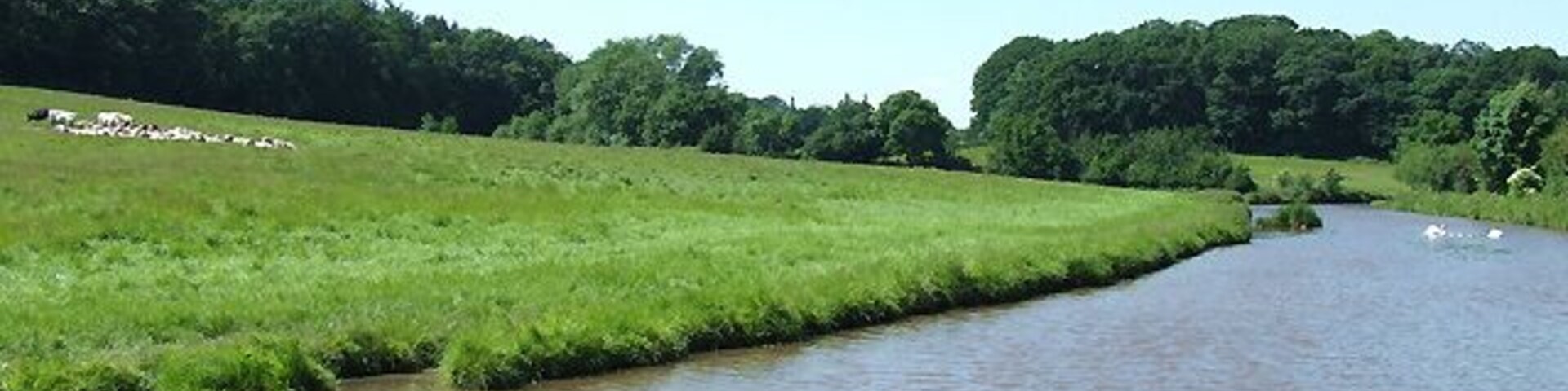 The Coventry Canal near Mancetter, Warwickshire This is section of the canal bypassing Mancetter was the last that James Brindley constructed before being sacked by the company, which had run out of money on reaching Atherstone (about another half a mile ahead) in 1771.