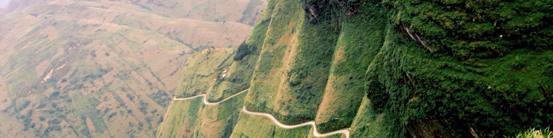 Unbelieveable!!! I used to be thereeee, driving on this road, no words can express my feelings...