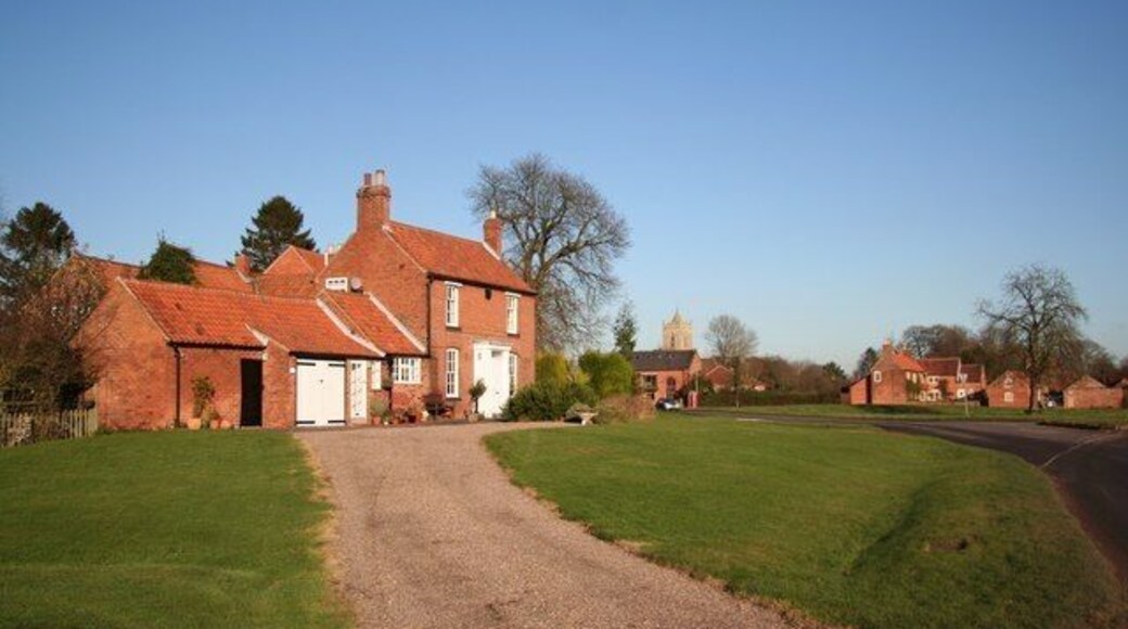 Car Colston Flinders Cottage on Large Green in Car Colston