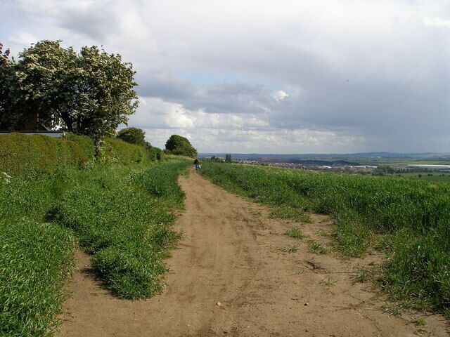 Footpath forming part of Barnsley Boundary Walk