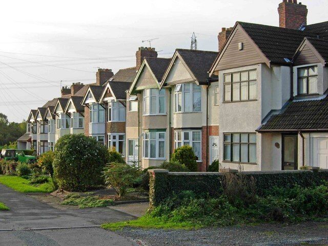 Lutterworth Road, Burbage Looking along Lutterworth Road just south of Burbage village. The style of the houses suggests that they were built in the immediate pre-war period.