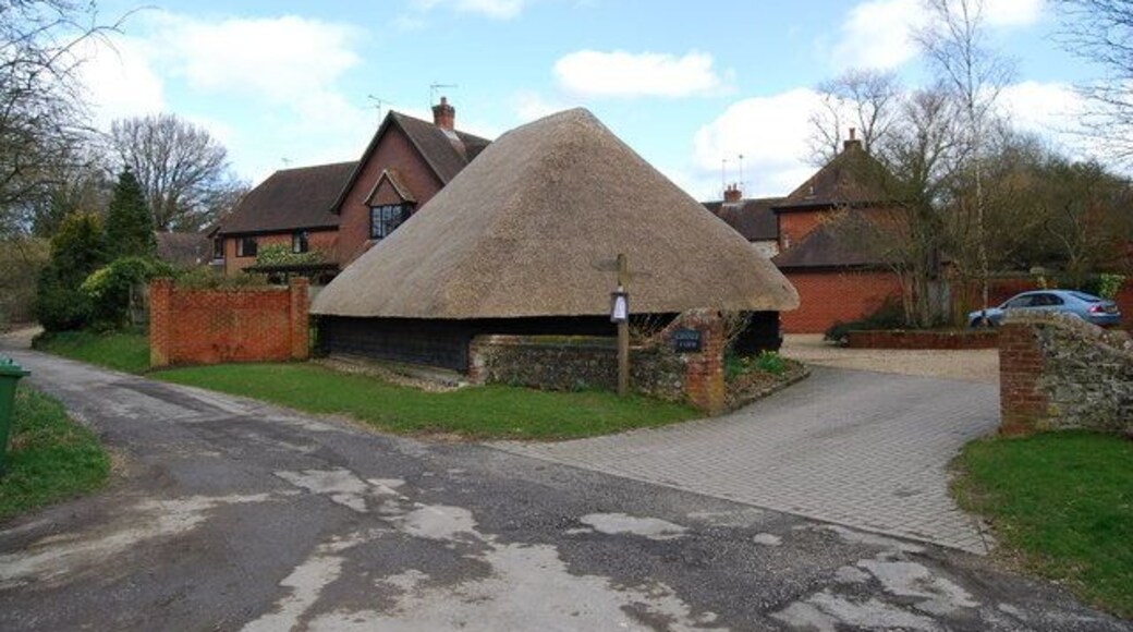 Thatched Barn, Grange Farm, Gracious St, Selborne