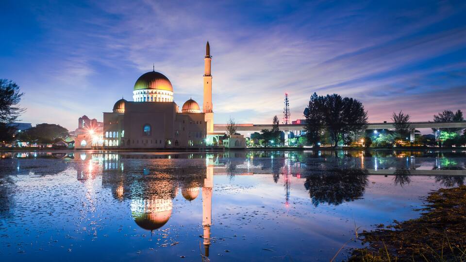Magical sunrise at Masjid As Salam, Puchong