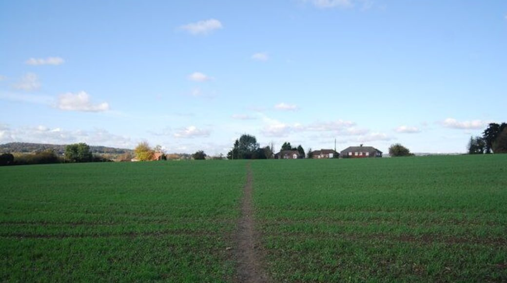 Footpath heading to Basted Lane