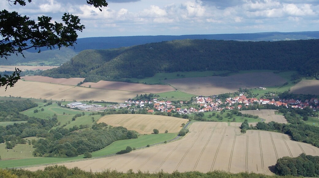 Werra Tal Blick vom Heldrastein nach Schnellmannshausen