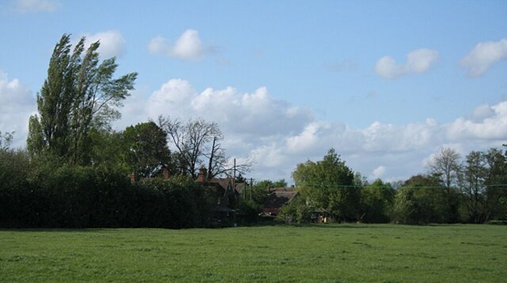 Cropredy: by Cropredy Bridge The site of a battle in the English Civil War, June 1644, between armies led by King Charles I and Sir William Waller. Wallers forces attacked the Royalists but were driven back by the kings cavalry. Some of Wallers 9,000 strong army subsequently mutinied; the king was then free to defeat a second parliamentarian army led by the Earl of Essex that had been defending Oxford