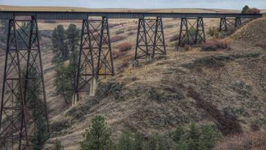 Lawyers Canyon Trestles, an impressive 85m high rail bridge