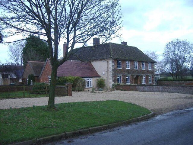 Greenway farm Situated midway between Tockenham and Bushton.