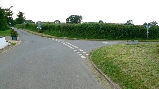 The road north out of Tockenham Take the road ahead past the de-restriction signs and you will reach the A3102. The road to the right goes to Tockenham Corner just off the A3102.