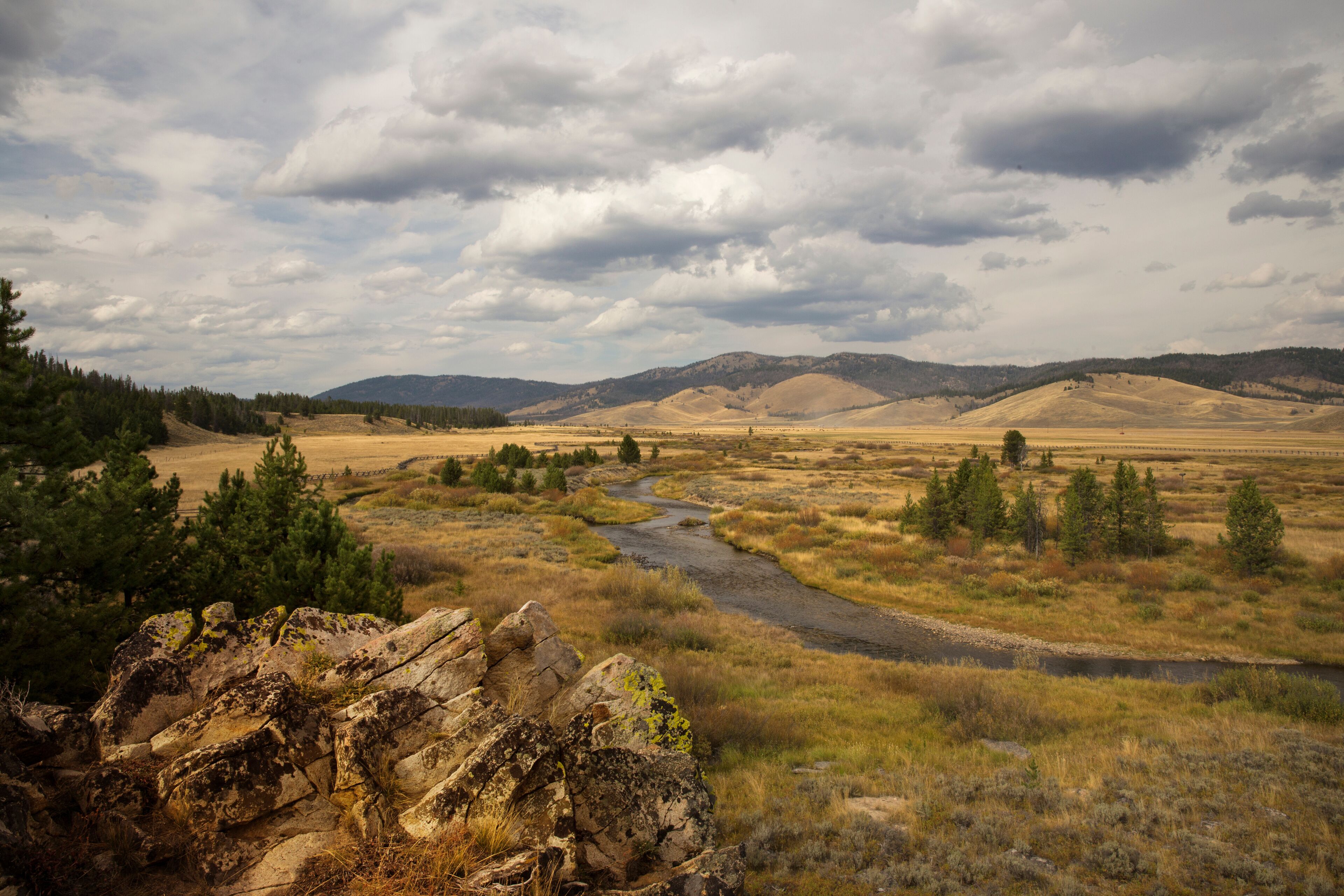 Open countryside around the sawtooth mountains in Idaho