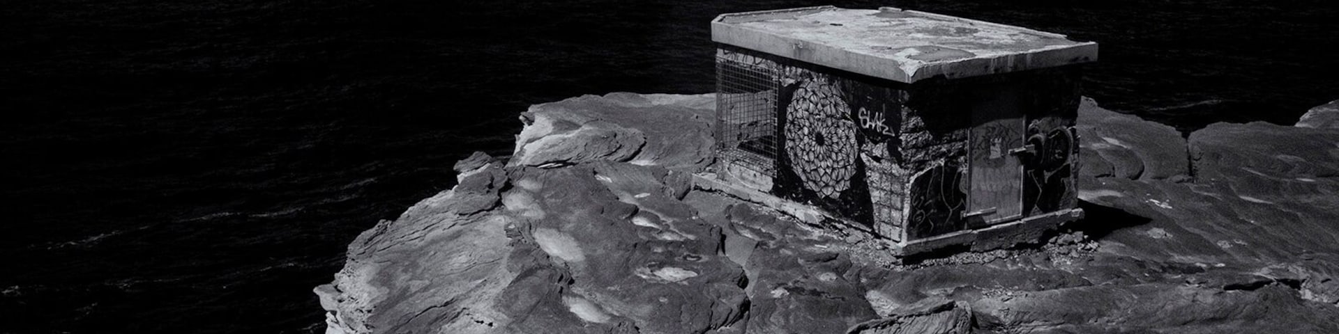 Boora Point is located in the Malabar Headland National Park. Not many people would know its actually a national park. That's probably due to the odours that come from the water treatment plant next to it before it's off-shored into the Pacific ocean.
Overcoming the smells, this its a beautiful coastal walk that ends at Maroubra Beach